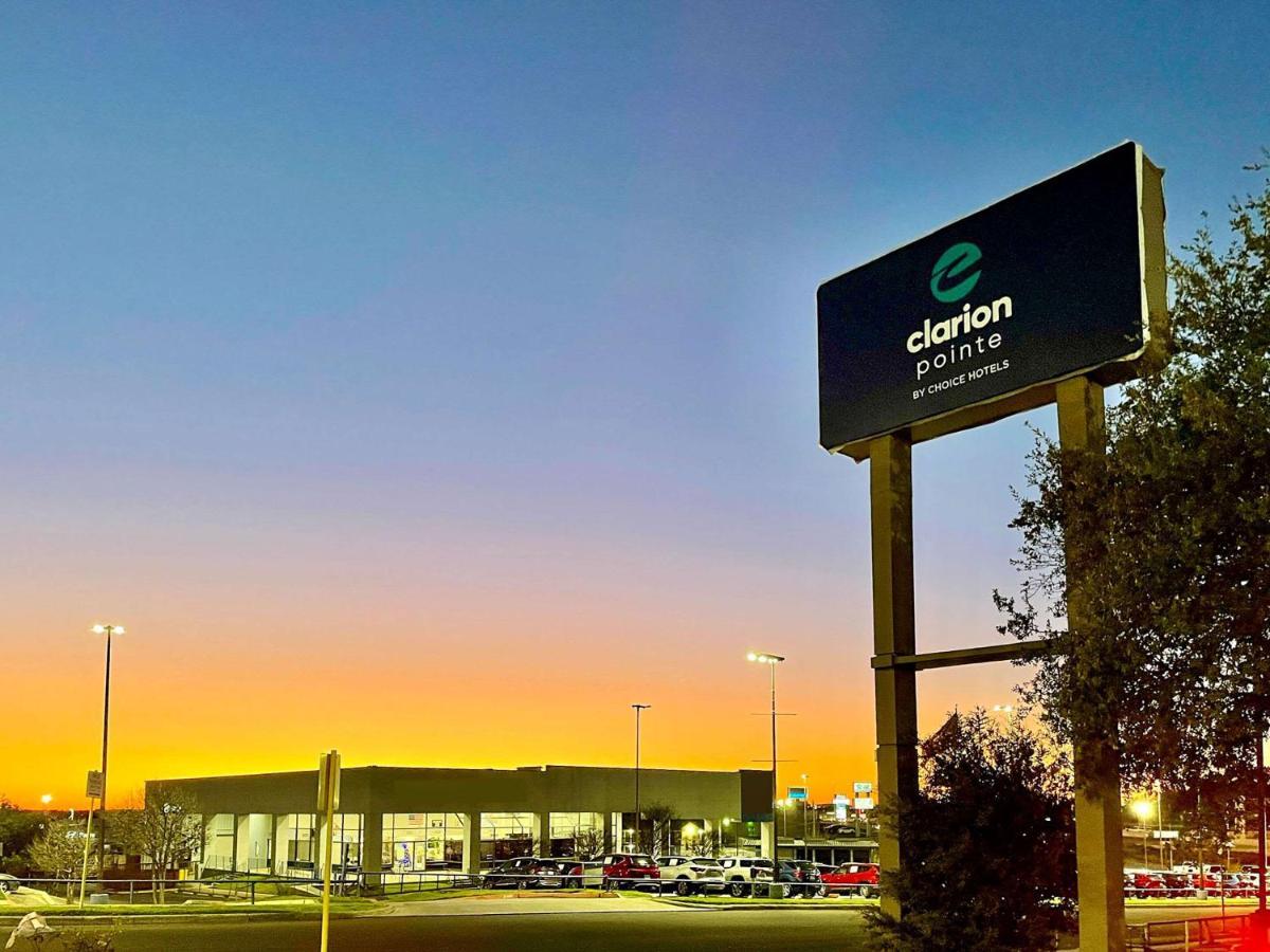 Clarion Pointe Near Medical Center 호텔 샌안토니오 외부 사진