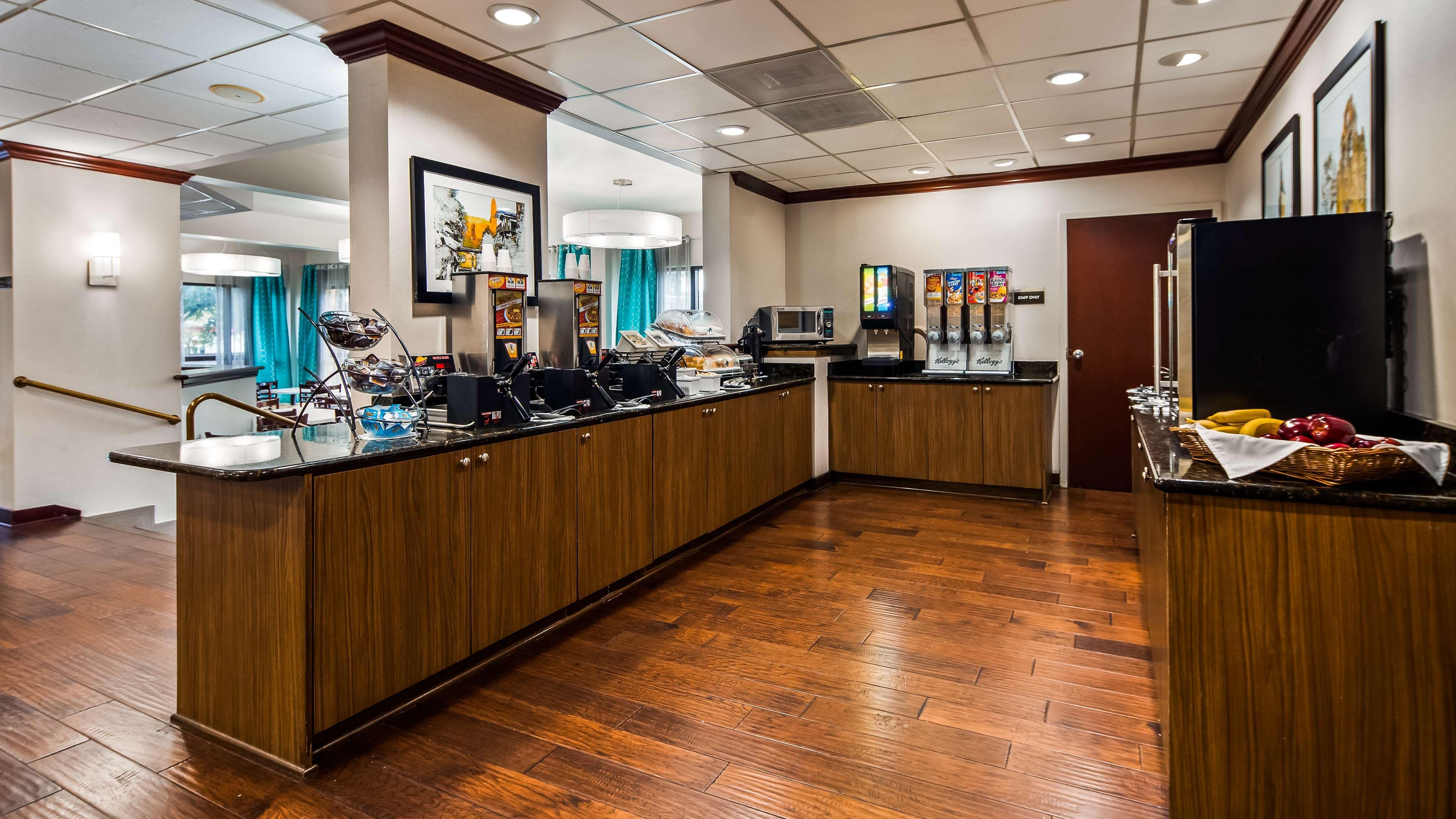 Clarion Pointe Near Medical Center 호텔 샌안토니오 외부 사진